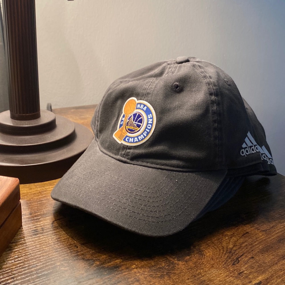 One size NBA Golden State Warriors hat.